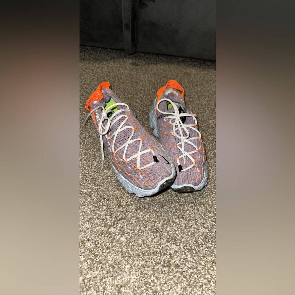 Women’s Nike Space Hippie 04